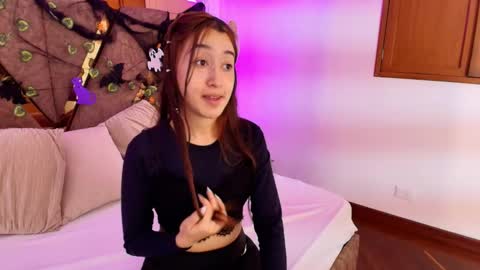 aleka_williams_ online show from October 25, 12:00 am