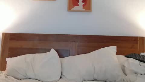 Aleks -  online show from May 8, 1:22 am