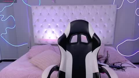 alektra_bryce online show from March 18, 7:31 pm