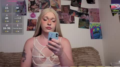 ALENA  INDEPENDENT MODEL online show from June 15, 1:58 pm