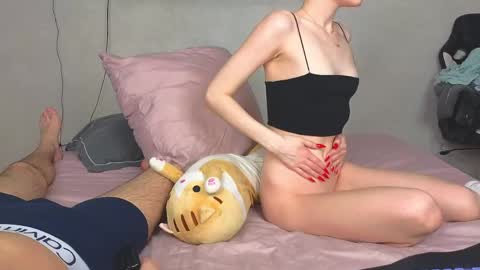 Alena online show from April 15, 9:01 am