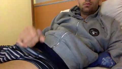 alesex90 online show from April 30, 9:03 am