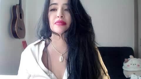 Snapshot of aleska_bell69 chatting on October 20, 5:40 pm Aleska online show from October 20, 5:40 pm