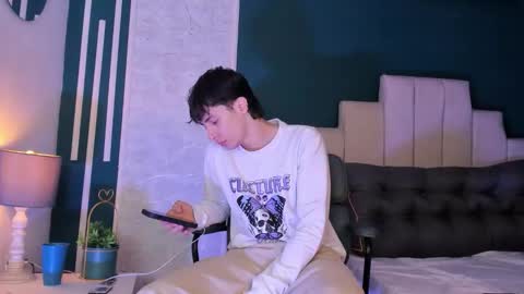 Alessandro Dybala online show from January 15, 12:58 pm