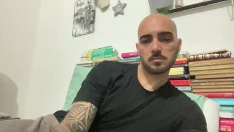 alessandromori91 online show from May 8, 11:21 pm