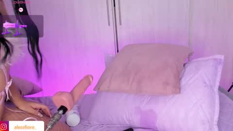Snapshot of alessfiore_ chatting on October 19, 7:29 pm AlessFiore online show from October 19, 7:29 pm
