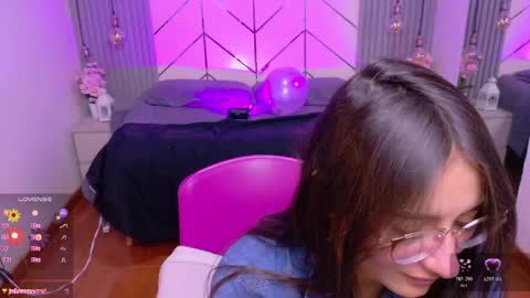 Alessia online show from June 9, 3:33 pm