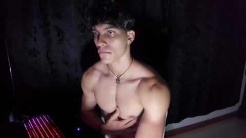alessio Vale online show from June 13, 10:36 am