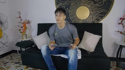 Alessio online show from November 10, 12:30 pm