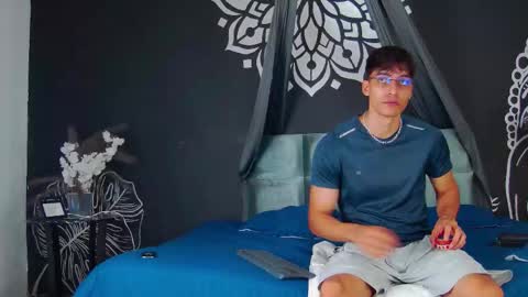 Alessio online show from December 21, 1:17 pm