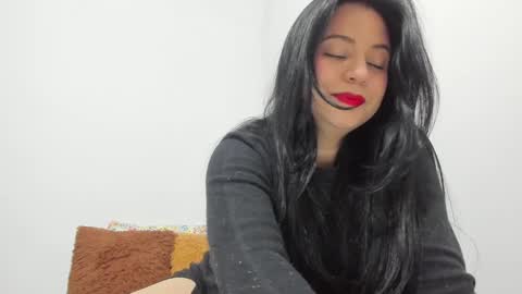 Snapshot of aleteacher chatting on December 20, 4:20 am Alejandra online show from December 20, 4:20 am