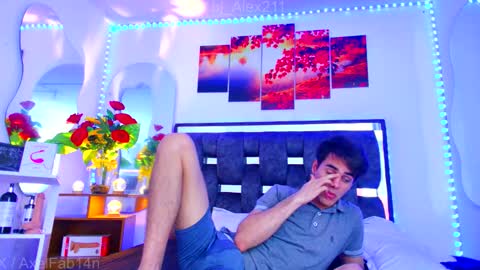 sneider online show from September 20, 8:12 pm