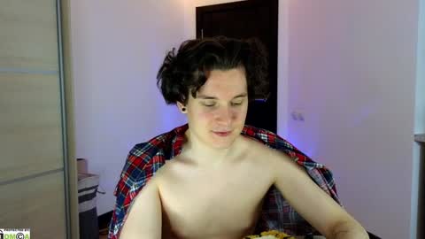 FAVORITE online show from January 22, 3:41 am