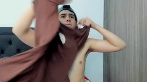 alex_connorr online show from January 11, 4:14 pm