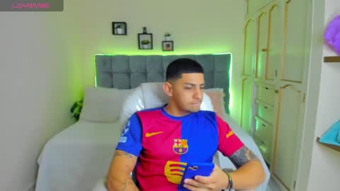 alex online show from February 22, 12:18 pm