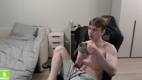 Alex online show from July 14, 9:09 pm