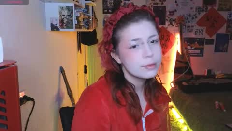 alex_howell online show from December 1, 7:56 pm