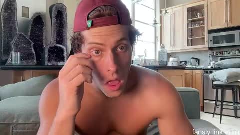 Alex Stone online show from July 23, 7:11 pm