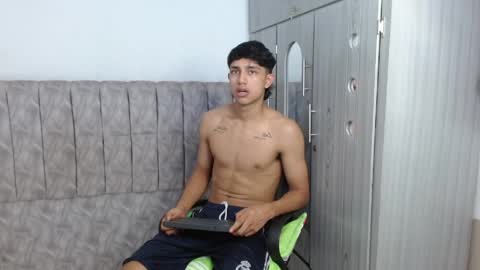 alex online show from May 21, 9:21 pm