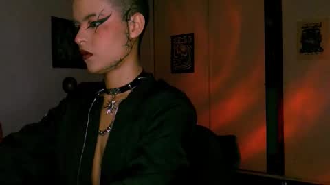 Alex online show from January 5, 10:35 pm