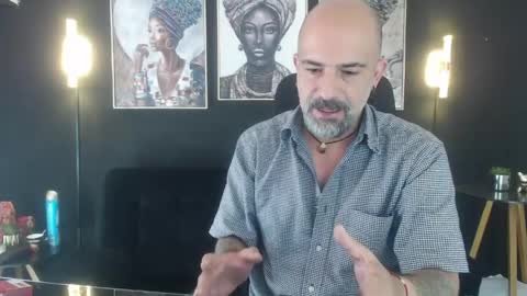 Alex Saints online show from April 5, 2:36 pm