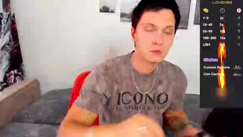 Snapshot of alex_wandhot chatting on September 10, 11:44 am Alex WandHot online show from September 10, 11:44 am