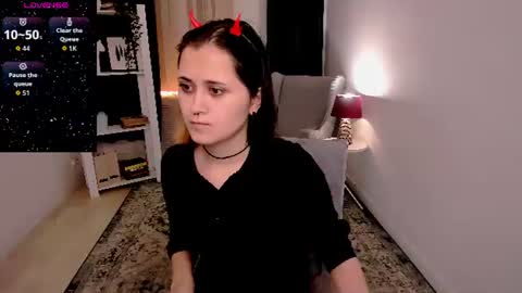 alexa_lexi online show from June 17, 11:15 am