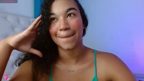 Snapshot of alexa_priincess chatting on October 14, 11:52 pm online show from October 14, 11:52 pm