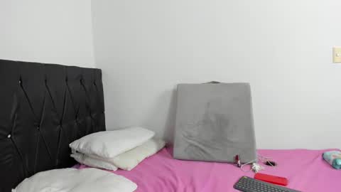 Snapshot of alexaablum chatting on September 30, 1:16 am Alexa online show from September 30, 1:16 am