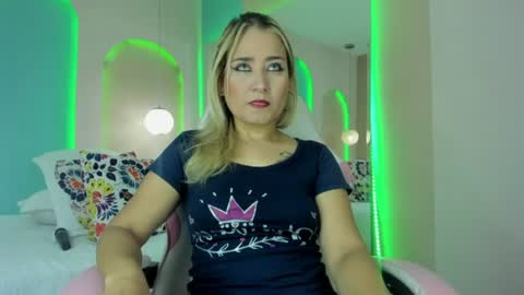 alexacoldd online show from July 1, 12:58 pm