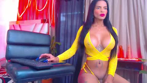 Snapshot of alexafoxxy01 chatting on March 11, 11:55 am alexafoxxy01 online show from March 11, 11:55 am