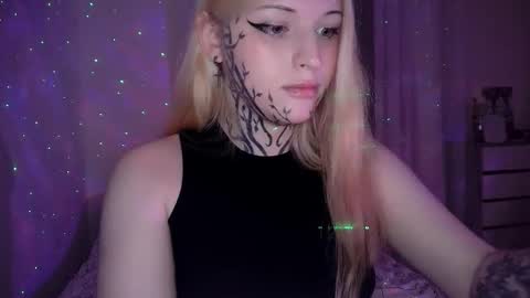 alexalarose online show from February 12, 8:23 pm