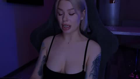 Alexa Mason online show from October 31, 2:45 am