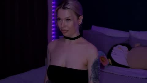 Alexa Mason online show from March 13, 2:15 am