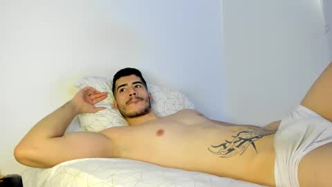 alexander__lips online show from November 19, 6:28 pm