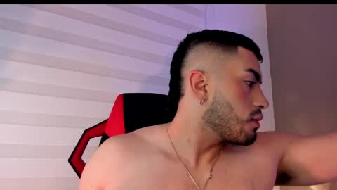 Alexander Diaz online show from April 22, 12:34 pm