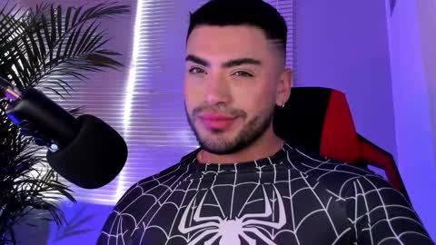 Snapshot of alexander_diiaz chatting on September 9, 1:44 pm Alexander Diaz online show from September 9, 1:44 pm