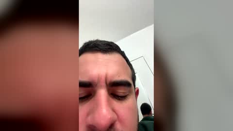 alexanderjessrivera online show from April 5, 3:42 pm