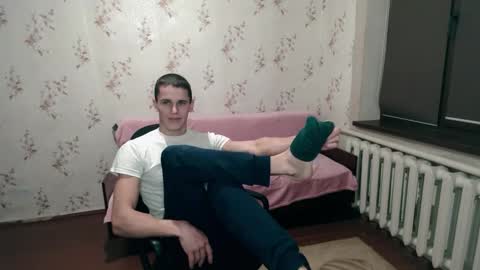 alexanderstrongs online show from December 21, 7:16 pm