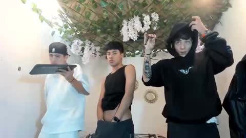 Snapshot of alexandluke1 chatting on October 19, 2:33 pm chicos hot online show from October 19, 2:33 pm