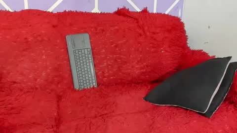 chicos hot online show from August 6, 9:46 pm