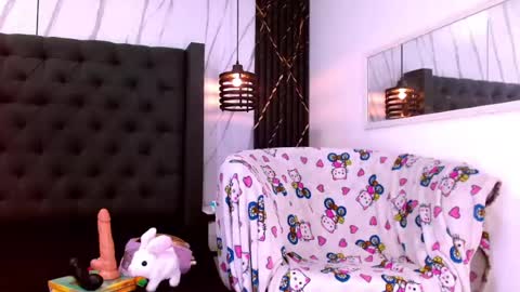 MAMASITA online show from July 7, 4:47 am