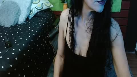 alexandra_jonas online show from April 6, 3:15 am