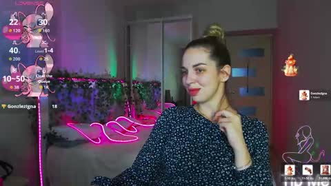 alexandracandy online show from May 11, 2:45 pm