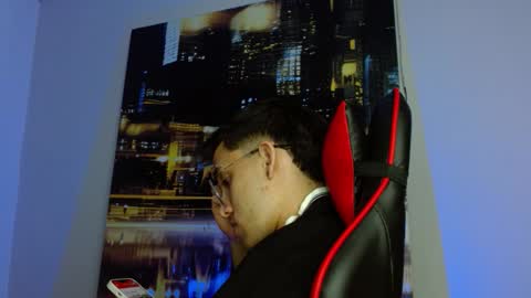 alexgiraldo__ online show from March 19, 3:17 pm