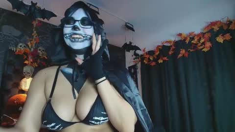 Alex online show from October 31, 7:03 pm