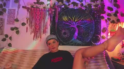 Alex online show from April 12, 11:53 pm