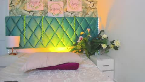 Alexia Brown online show from May 23, 4:25 pm