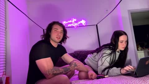 Chesxbradyminajj online show from December 10, 5:28 am