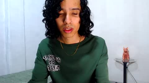 Alexis online show from April 13, 7:51 pm